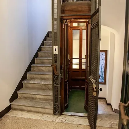Peaceful Apartment In Piazza Venezia'S Alleys Rome Exterior photo